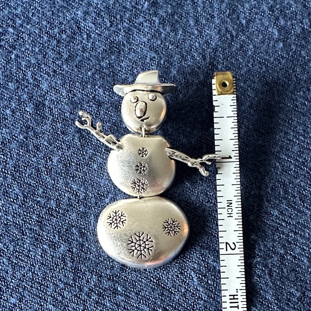 Lia Sophia Silver Snowman Pin - Picture 4 of 4